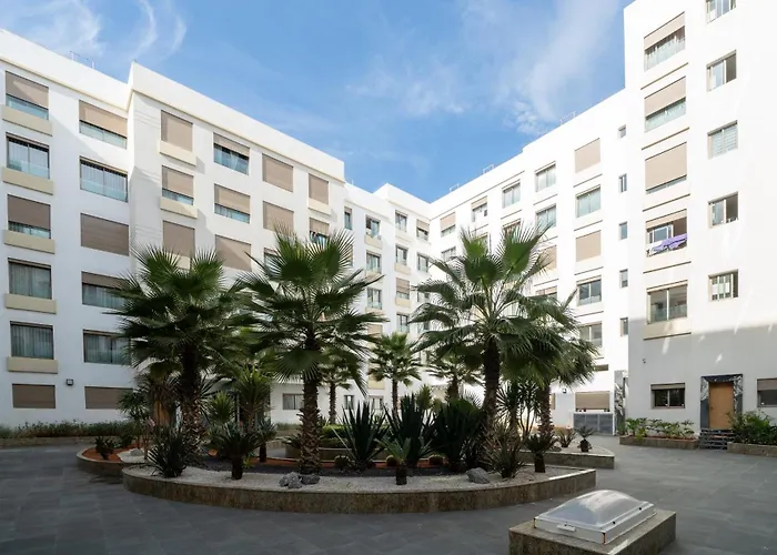 Two Bedrooms Sunny Appartement In Ain Diab