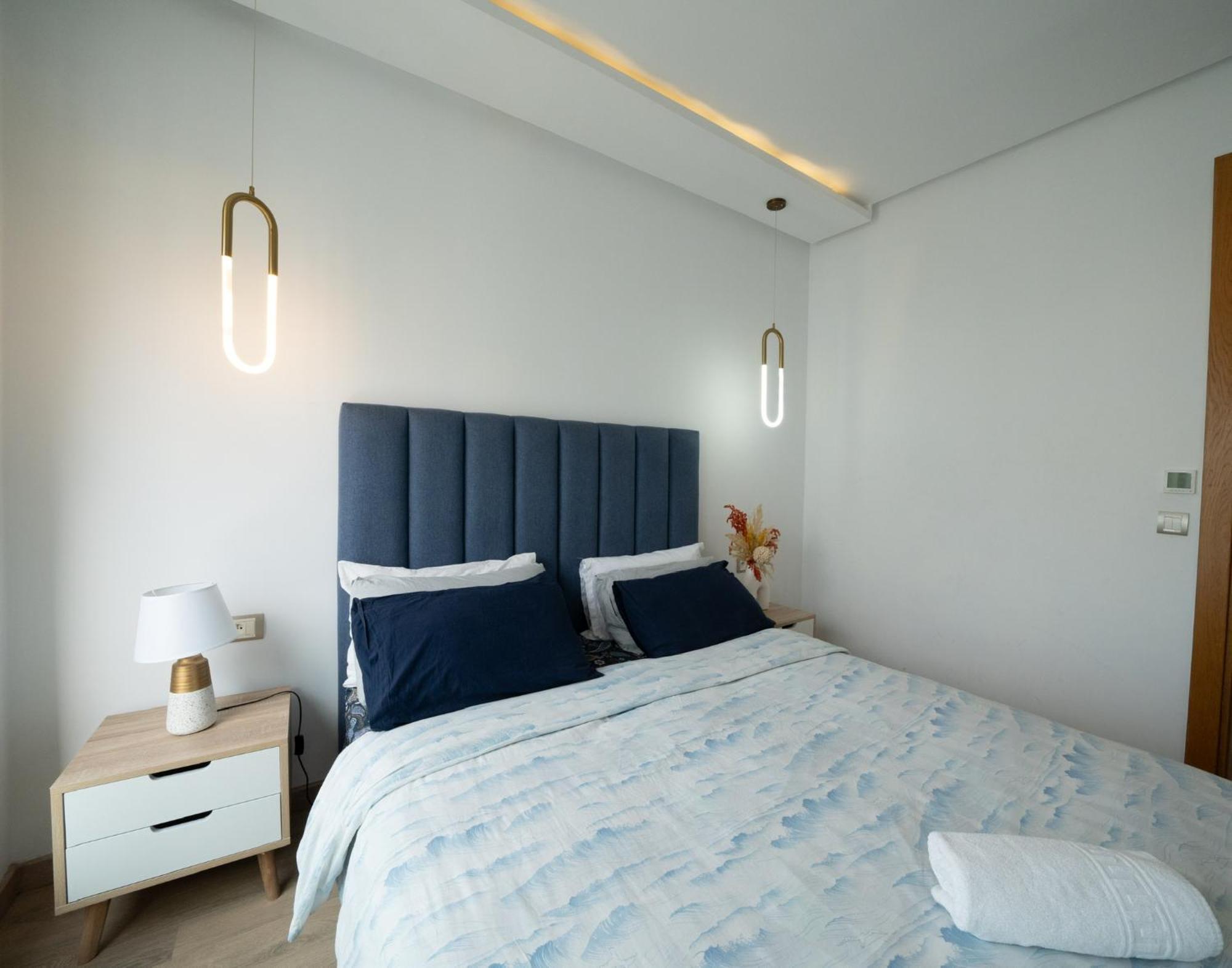 Two Bedrooms Sunny In Ain Diab شقة الدار البيضاء